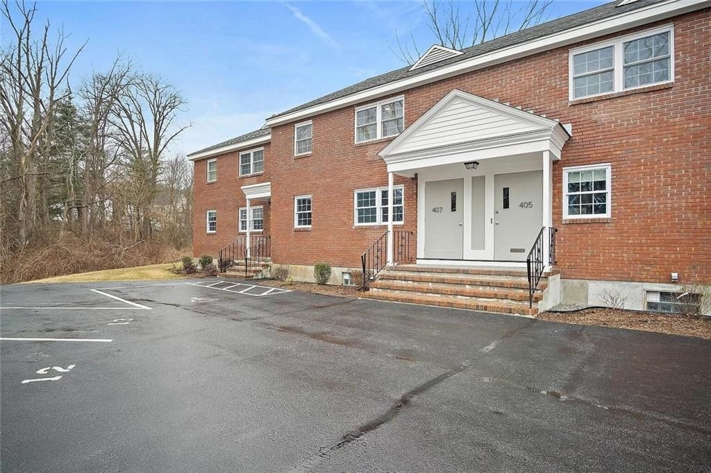 407 Washington Street 2