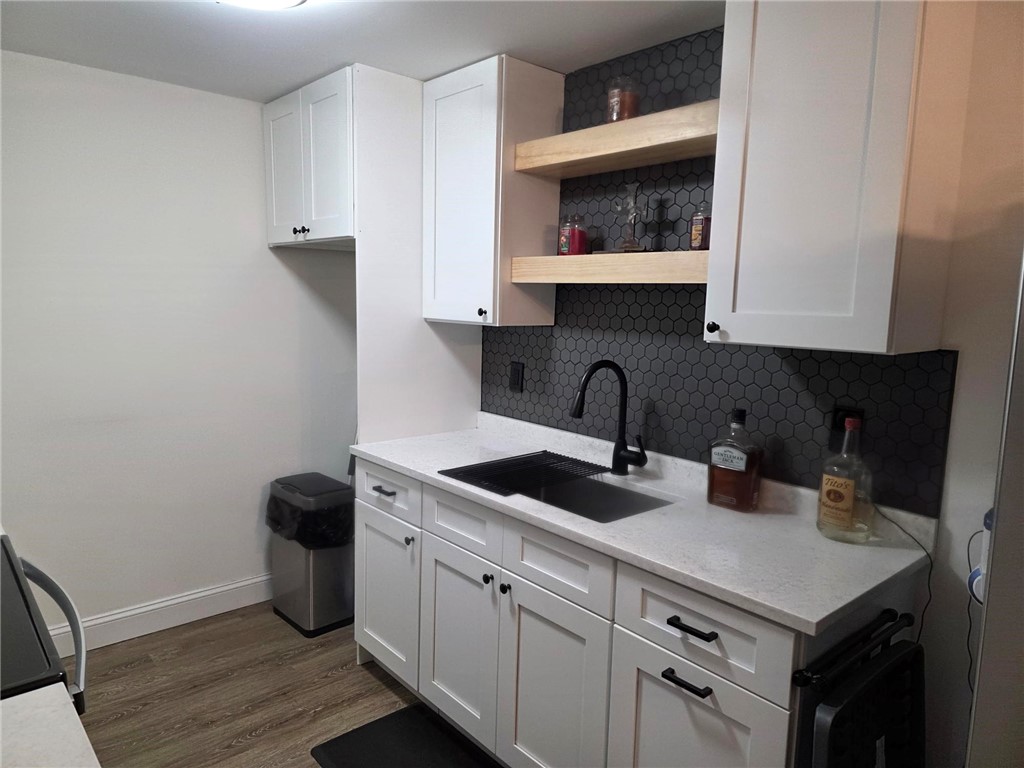 36 Cowesett Avenue 5