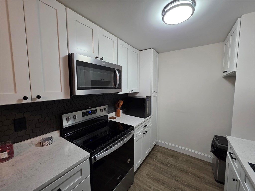 36 Cowesett Avenue 5