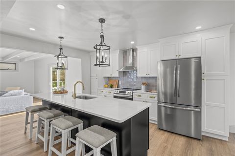 507 Sharon Street Providence RI 02908