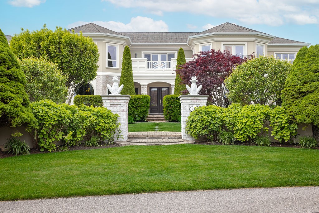 126 Cliff Drive