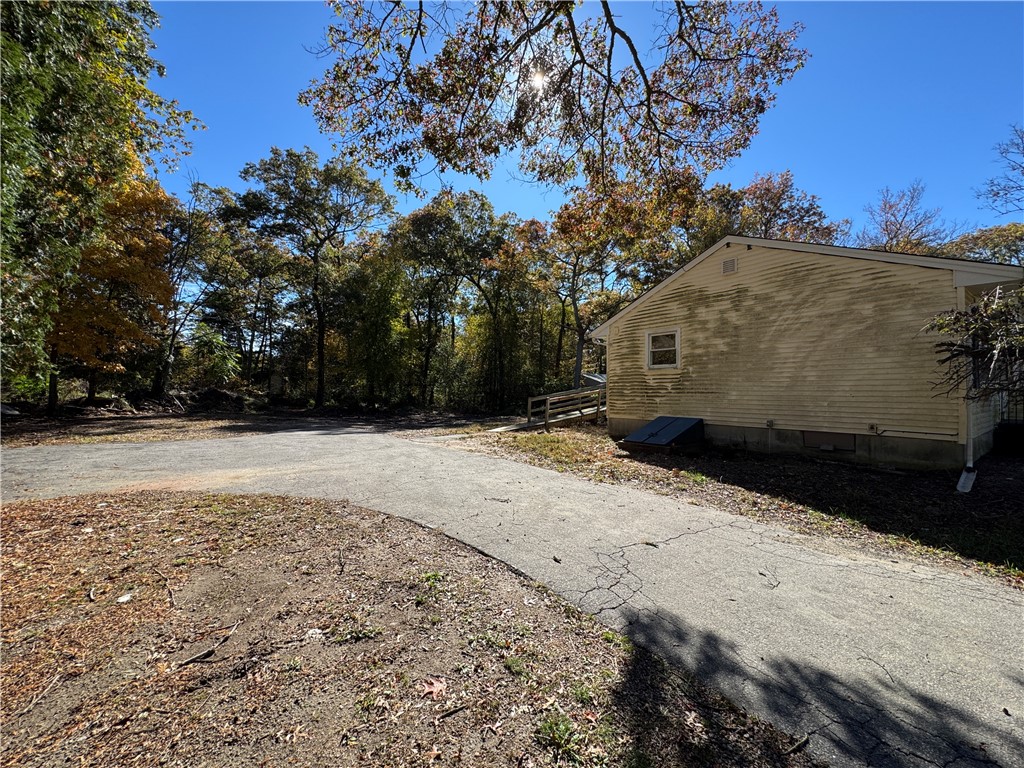 126 Alton Bradford Road