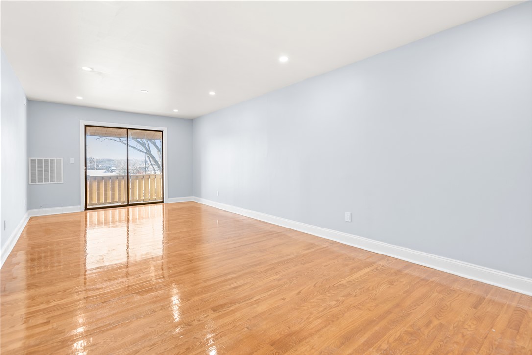 1143 Hartford Avenue 4C