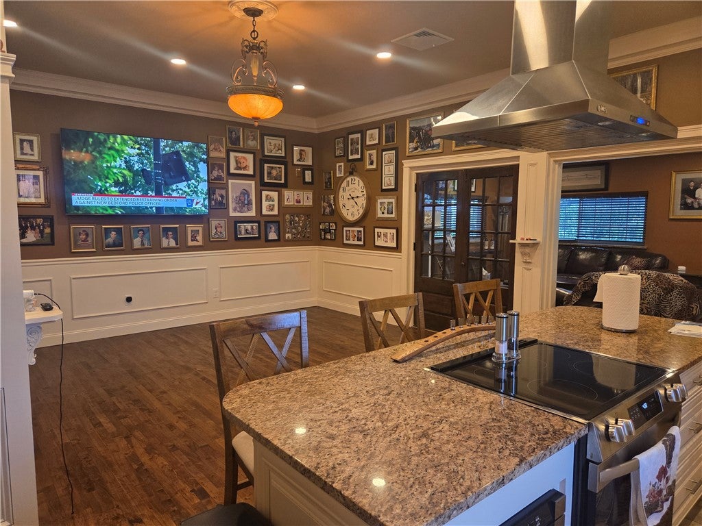 609 Armistice Boulevard