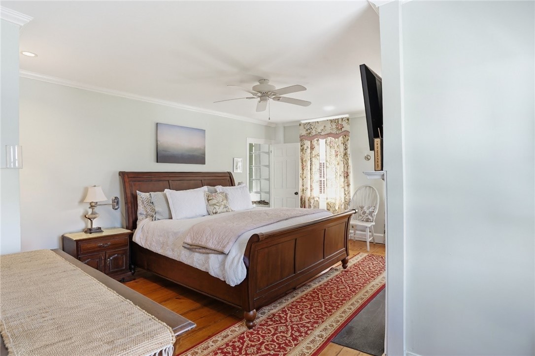 Bristol, Rhode Island, 02809, United States, 3 Bedrooms Bedrooms, ,4 BathroomsBathrooms,Residential,Pending,2045535
