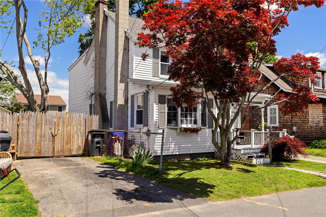 49 Bristol Avenue