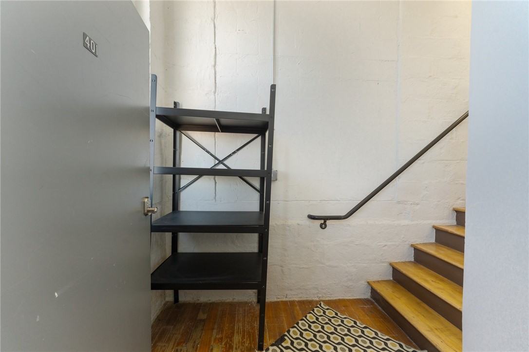 Central Falls, Rhode Island 02863, United States, 1 Bedroom Bedrooms, ,2 BathroomsBathrooms,Residential,Pending,26117