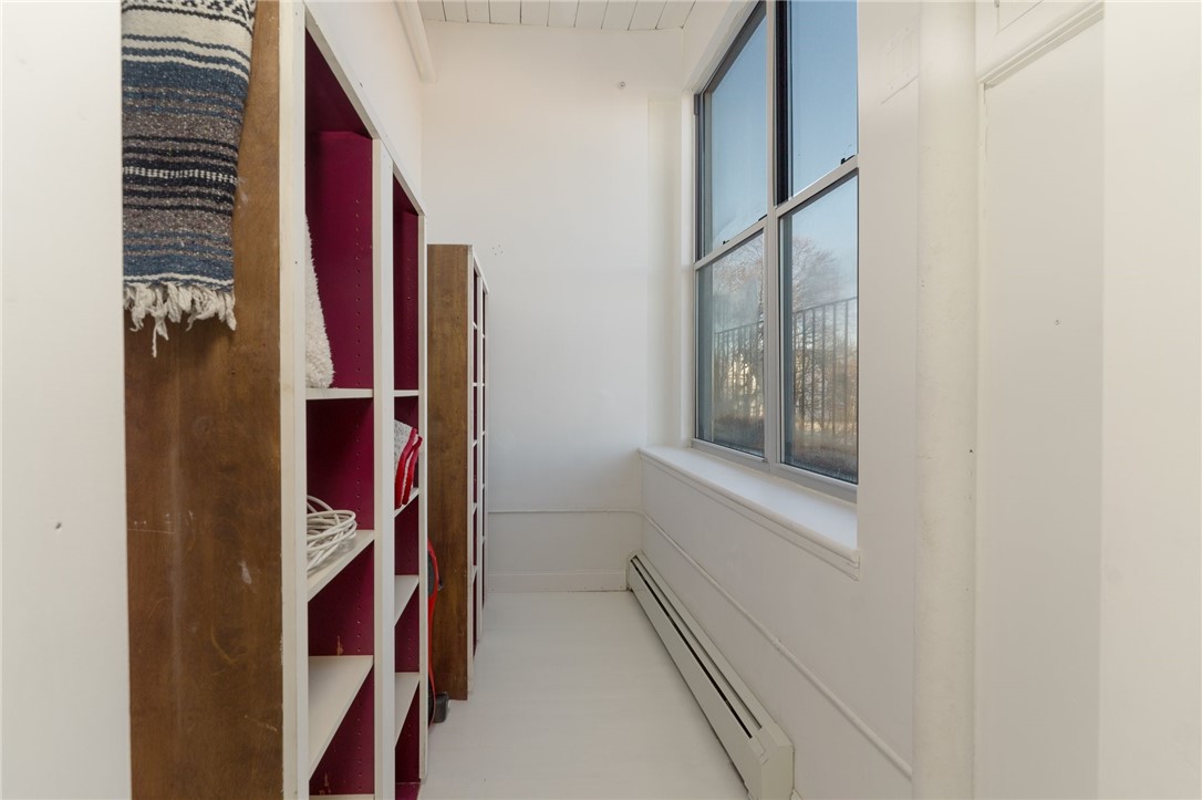 Central Falls, Rhode Island 02863, United States, 1 Bedroom Bedrooms, ,2 BathroomsBathrooms,Residential,Pending,26117