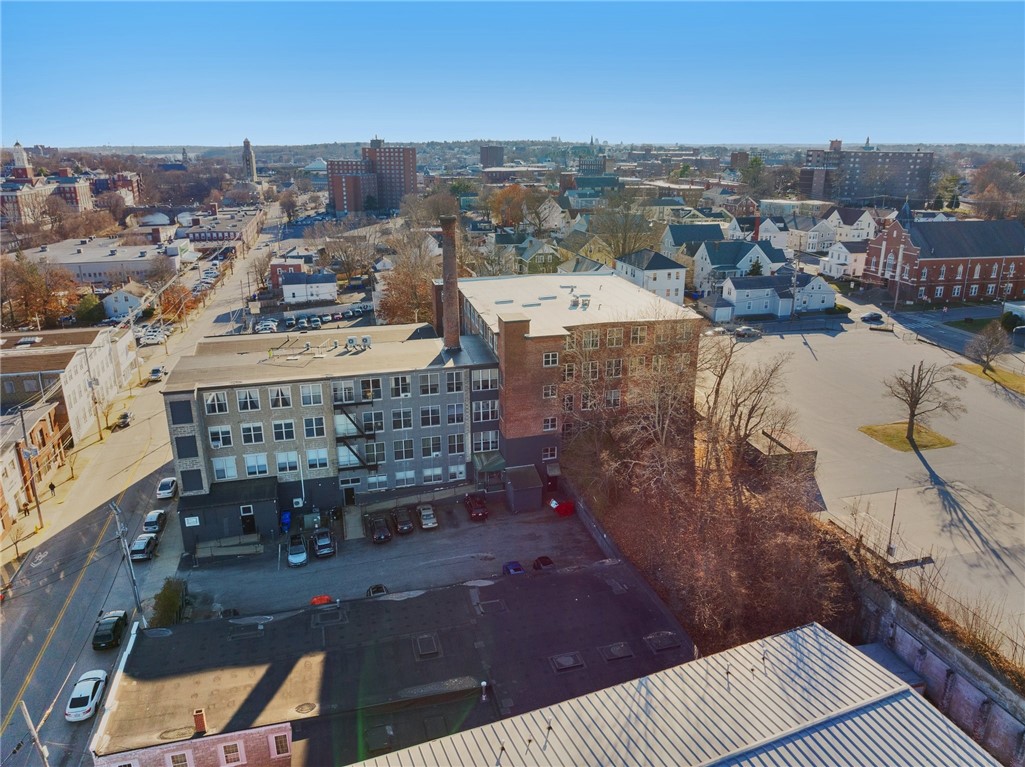 Central Falls, Rhode Island 02863, United States, 1 Bedroom Bedrooms, ,2 BathroomsBathrooms,Residential,Pending,26117