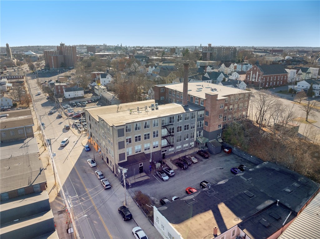 Central Falls, Rhode Island 02863, United States, 1 Bedroom Bedrooms, ,2 BathroomsBathrooms,Residential,Pending,26117