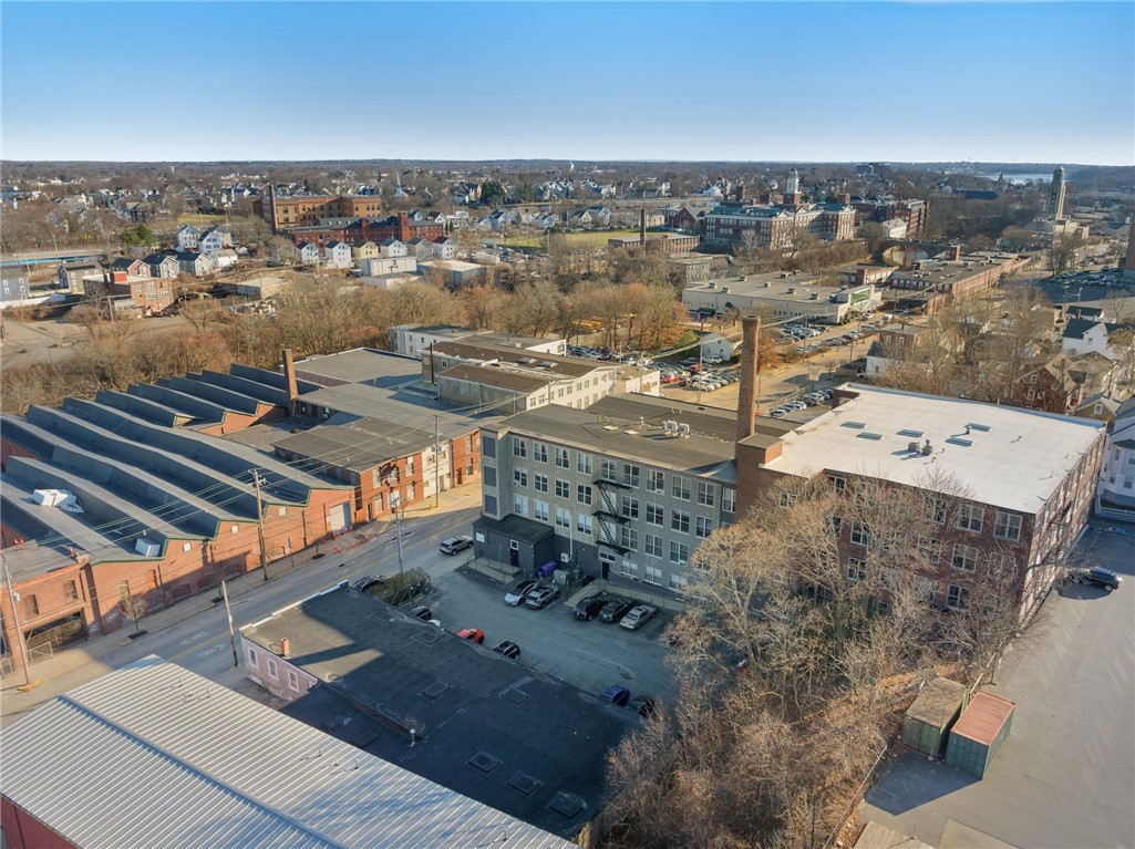 Central Falls, Rhode Island 02863, United States, 1 Bedroom Bedrooms, ,2 BathroomsBathrooms,Residential,Pending,26117