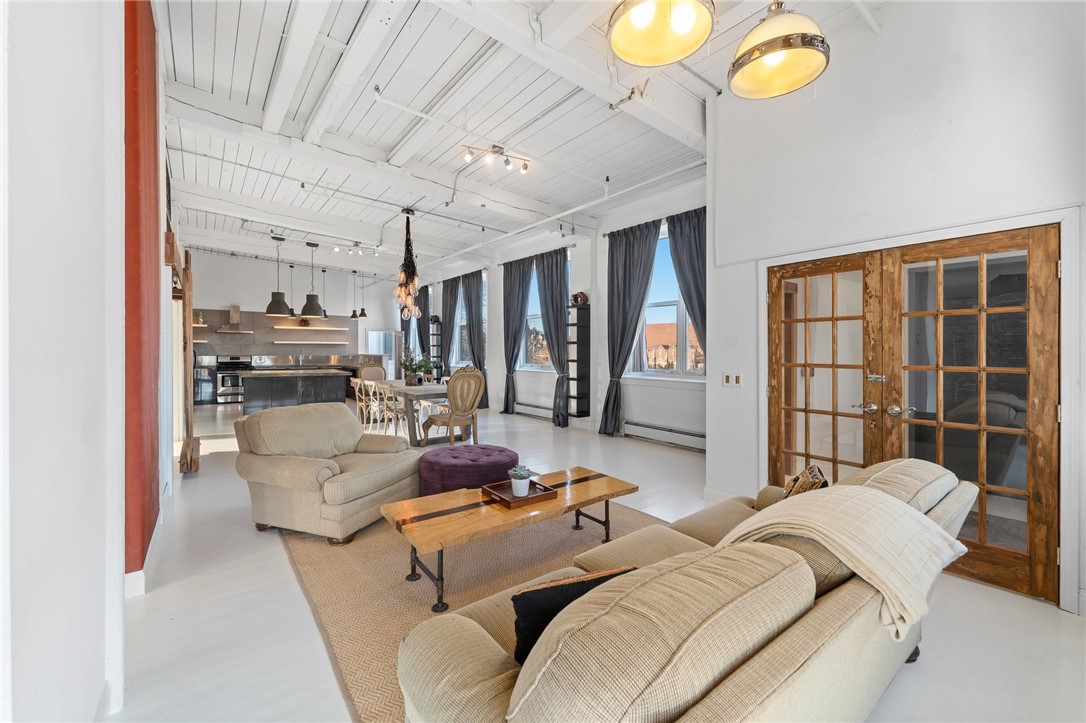 Central Falls, Rhode Island 02863, United States, 1 Bedroom Bedrooms, ,2 BathroomsBathrooms,Residential,Pending,26117