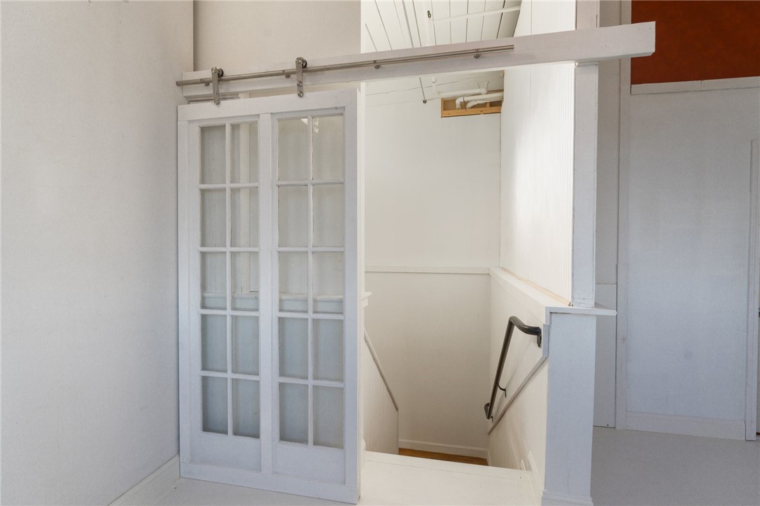 Central Falls, Rhode Island 02863, United States, 1 Bedroom Bedrooms, ,2 BathroomsBathrooms,Residential,Pending,26117