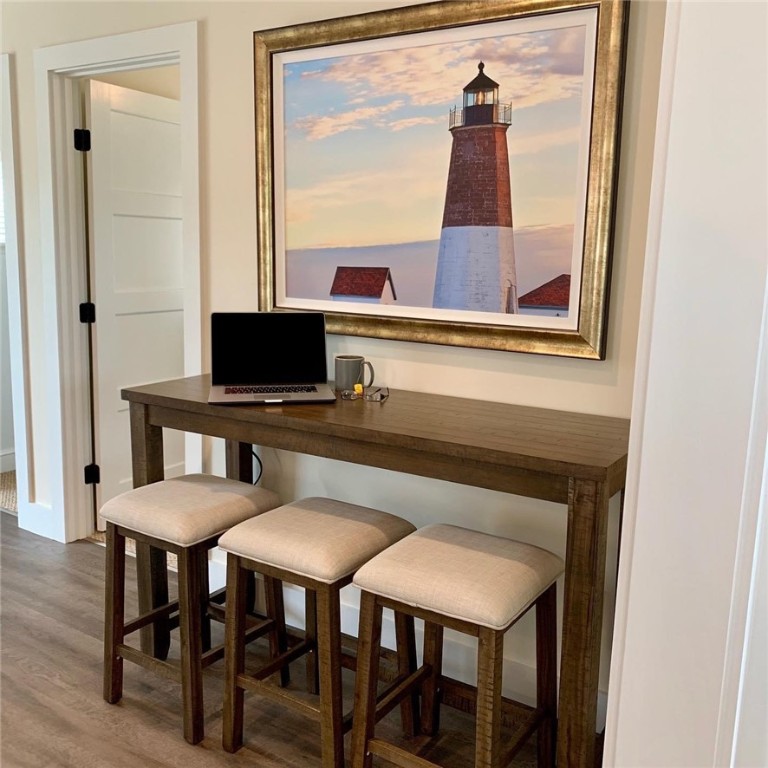 Narragansett, Rhode Island 02882, United States, 4 Bedrooms Bedrooms, ,2 BathroomsBathrooms,Residential,Active,89123