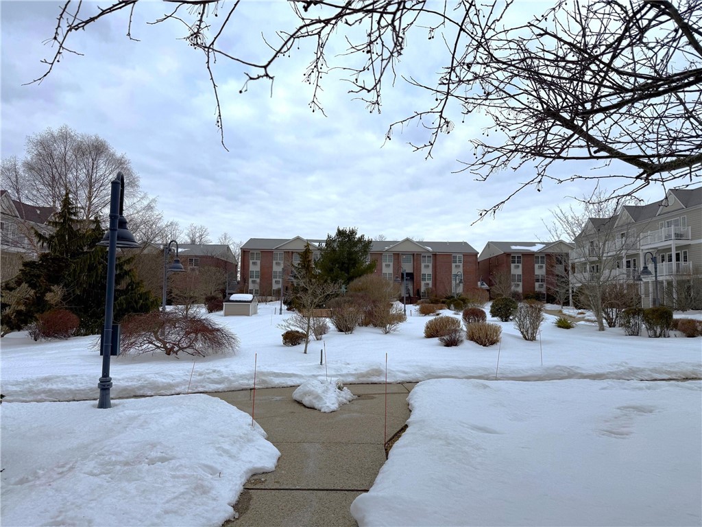 669 Metacom Avenue 25