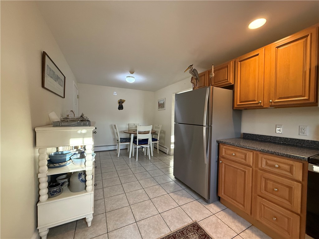 669 Metacom Avenue 25