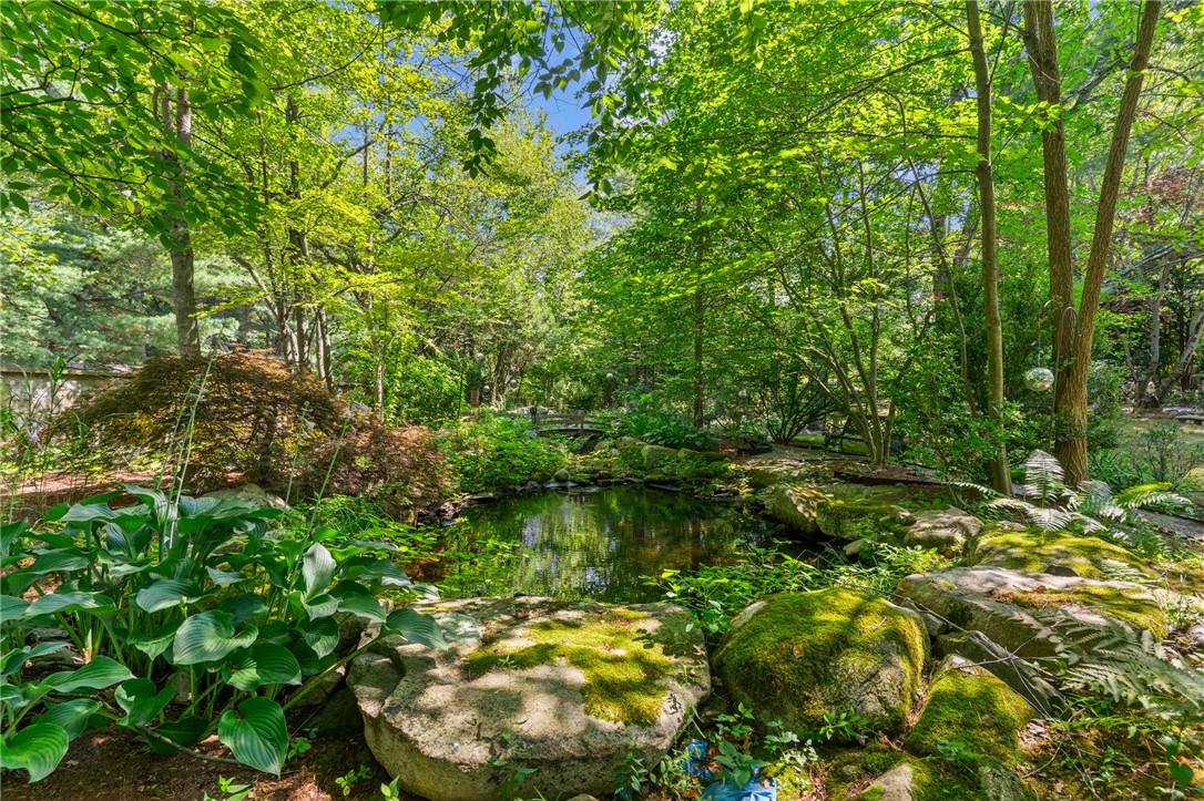 310 Twin River Road