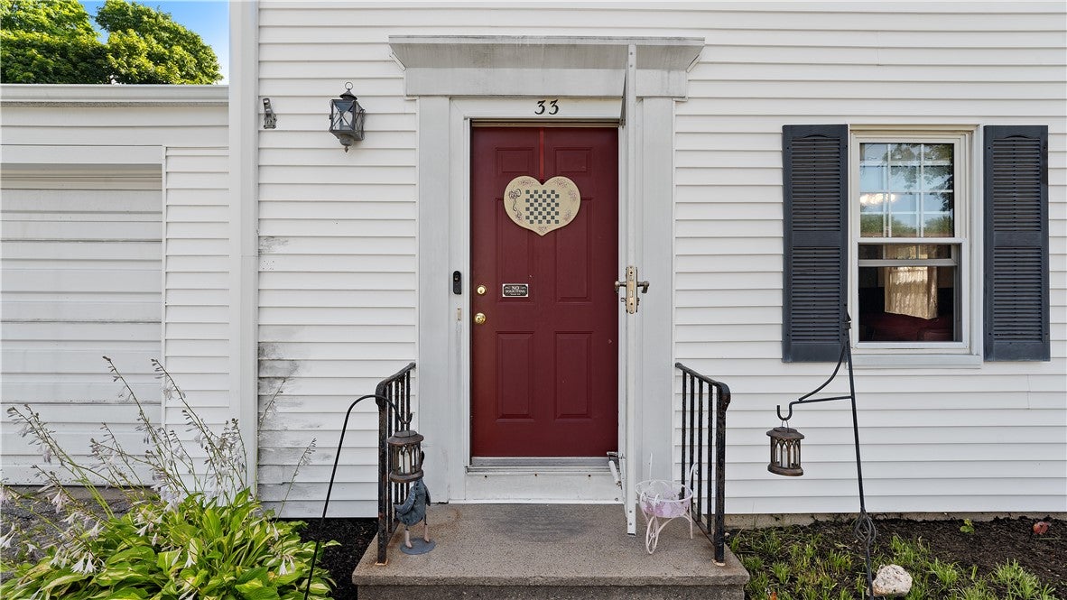 33 Linden Avenue