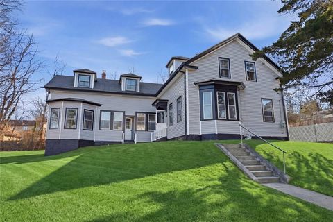 40 Youngs Avenue West Warwick RI 02893