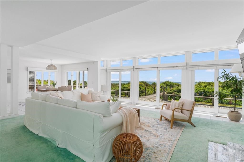 160 Sand Hill Cove Road
