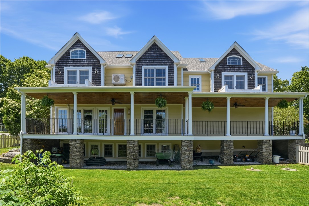 2269 East Main Road