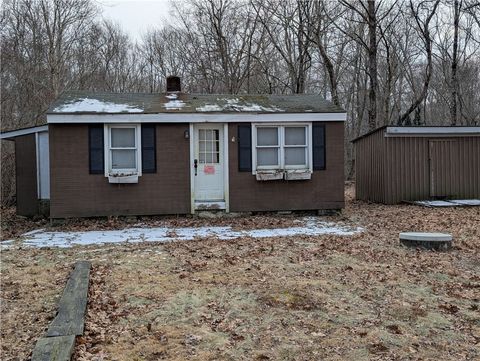 119 E killingly Road Foster RI 02825