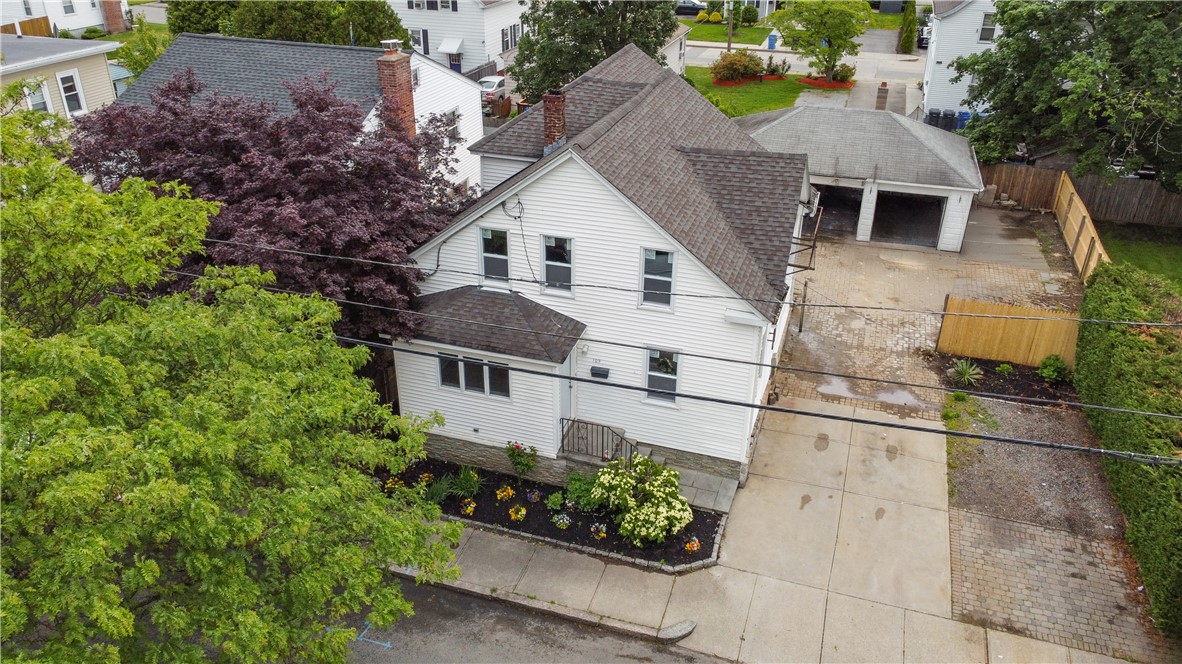 105 Princess Avenue