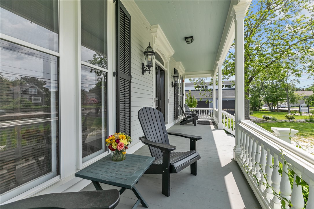 2951 East Main Road 4