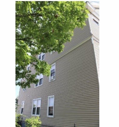 162 Prairie Avenue