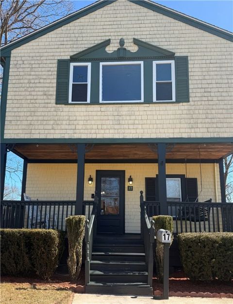 17 Columbia Avenue Lincoln RI 02865