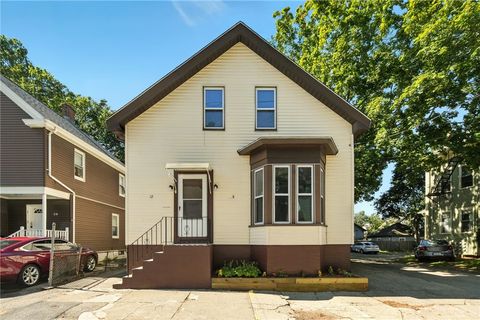 32 Carver Street Pawtucket RI 02860