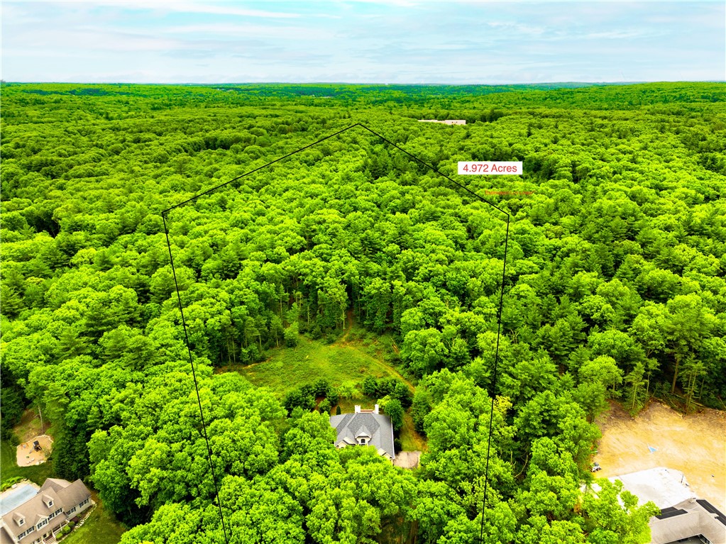 4 Hart Pond Drive