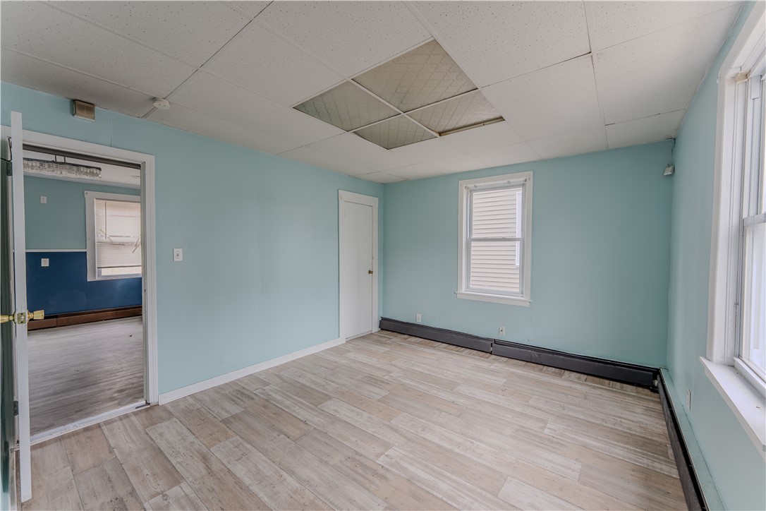 190 Manton Avenue 192