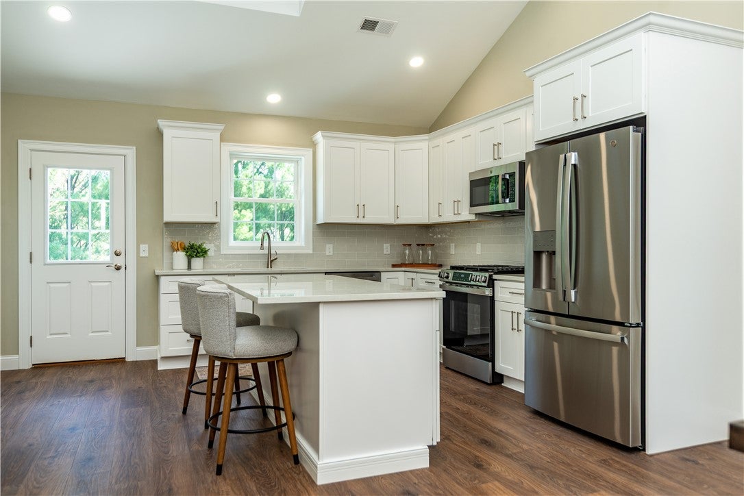 2 Fieldstone Way