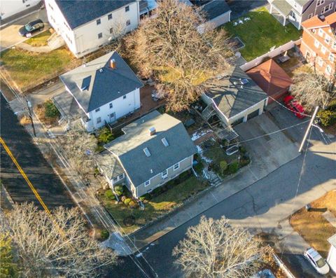 80 Hillside Avenue Providence RI 02906