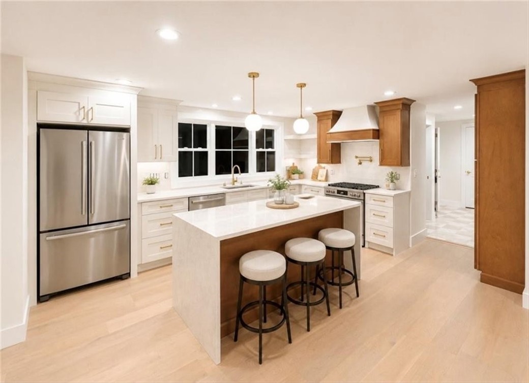 61 Applegate Road