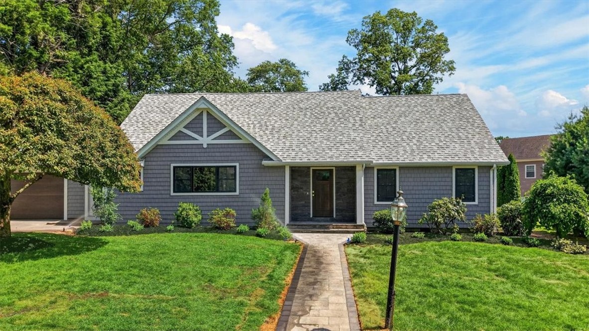 61 Applegate Road