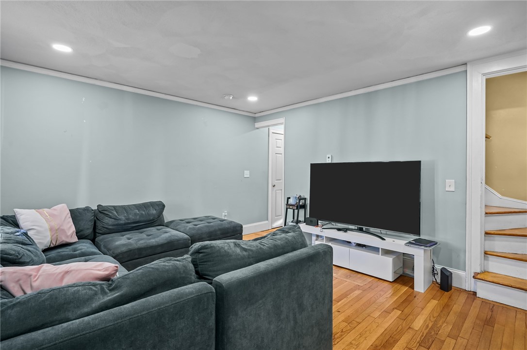 1 Phillip Angell Court