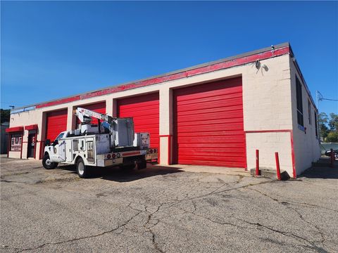 26 Field Street Cranston RI 02920
