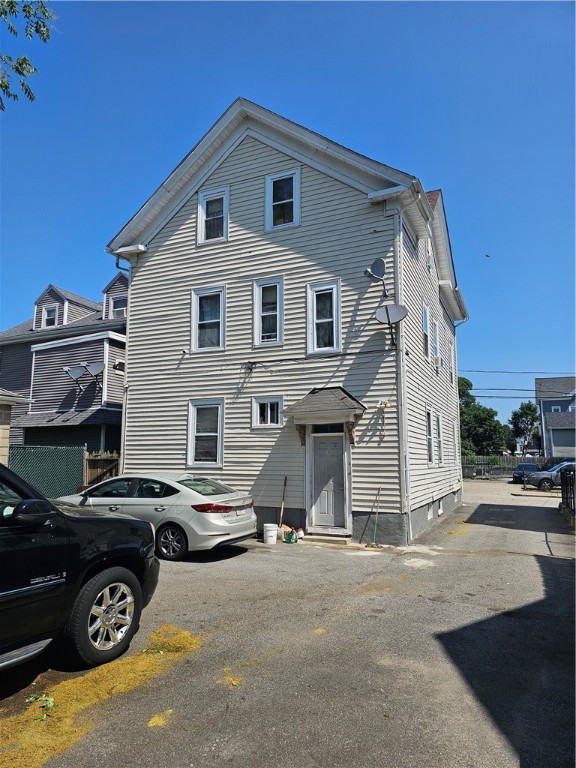 10 Kossuth Street