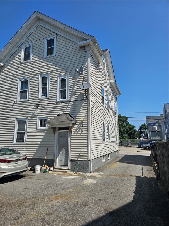 10 Kossuth Street