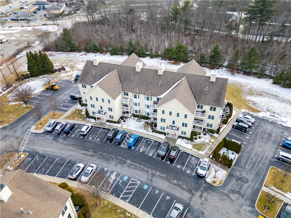 20 Saw Mill Drive 306