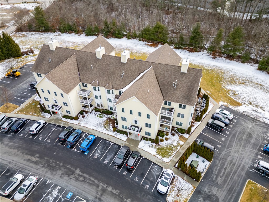 20 Saw Mill Drive 306