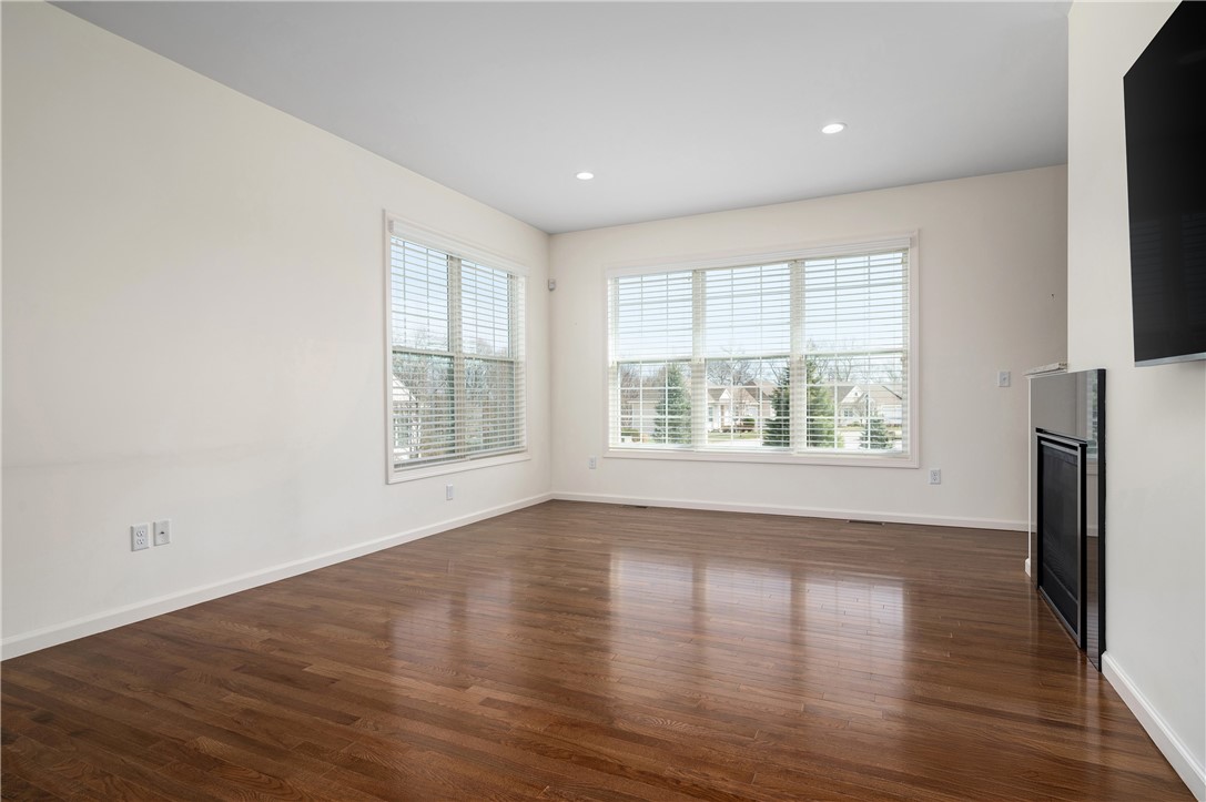 170 Providence Pike 125