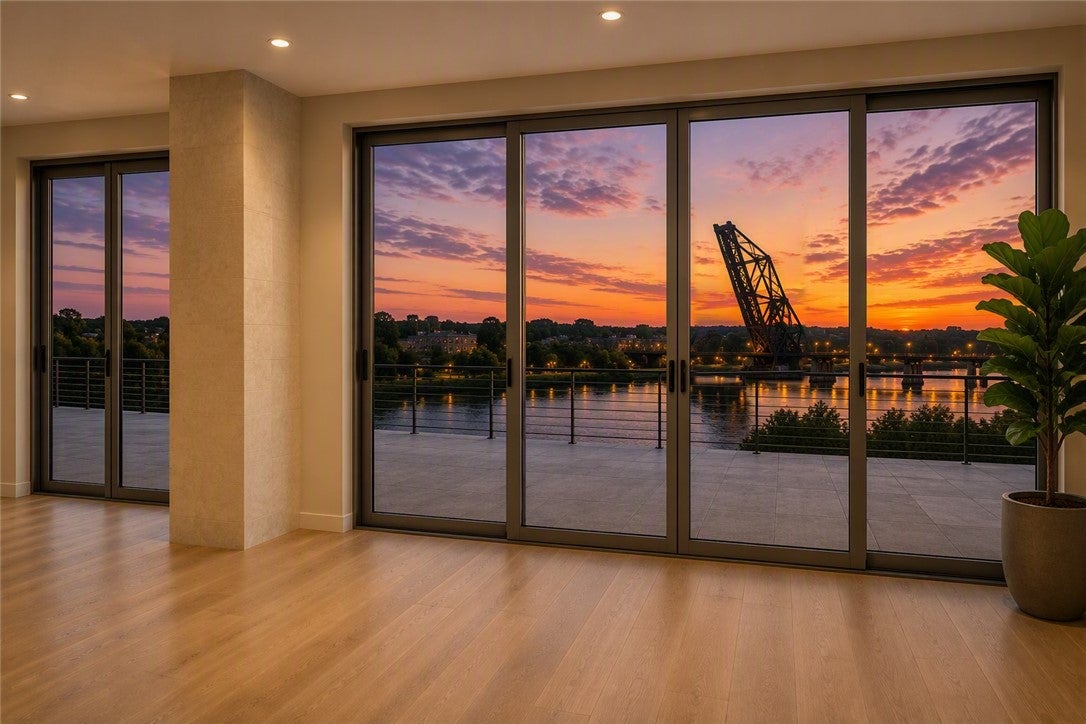 5 Richmond Square 504