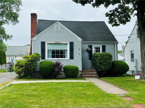 88 Boxwood Avenue Cranston RI 02910