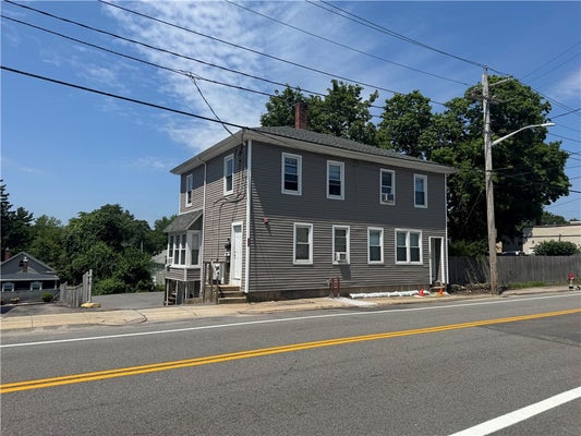 1383 MAIN ST, WEST WARWICK, RI 02893 - Image f38c66e896d56fea6aeed442ea6202d2/2183461302