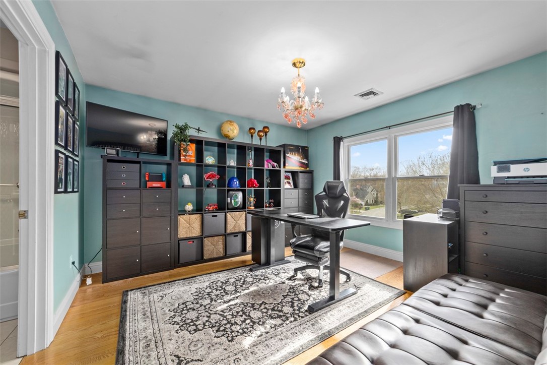 South Kingstown, Rhode Island 02879, United States, 4 Bedrooms Bedrooms, ,5 BathroomsBathrooms,Residential,Active,121257