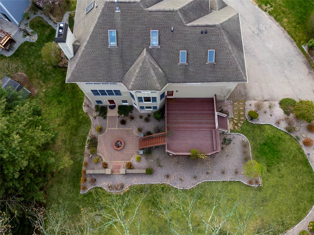 South Kingstown, Rhode Island 02879, United States, 4 Bedrooms Bedrooms, ,5 BathroomsBathrooms,Residential,Active,121257