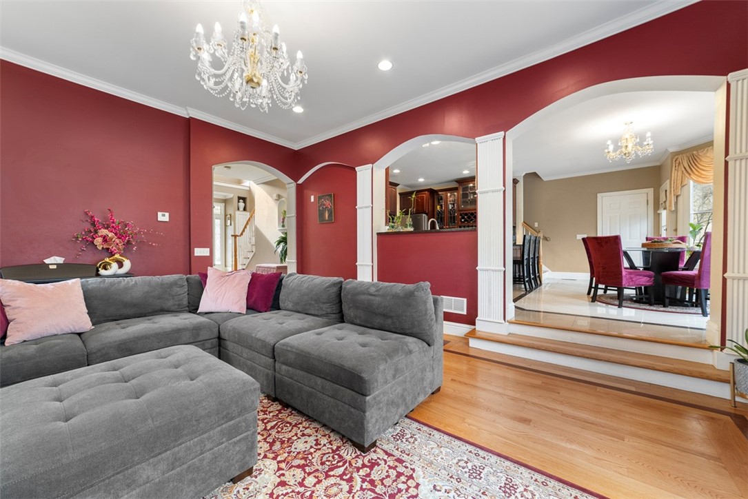 South Kingstown, Rhode Island 02879, United States, 4 Bedrooms Bedrooms, ,5 BathroomsBathrooms,Residential,Active,121257